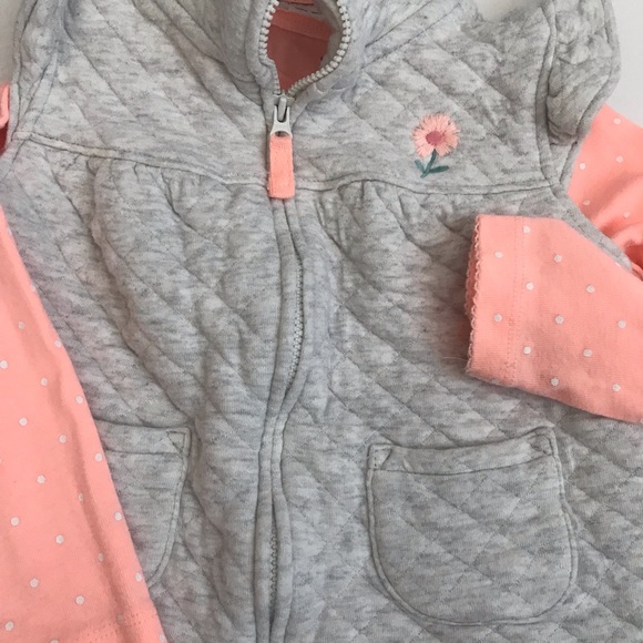 Carter’s 2 piece baby girl 24 months - Picture 2 of 4
